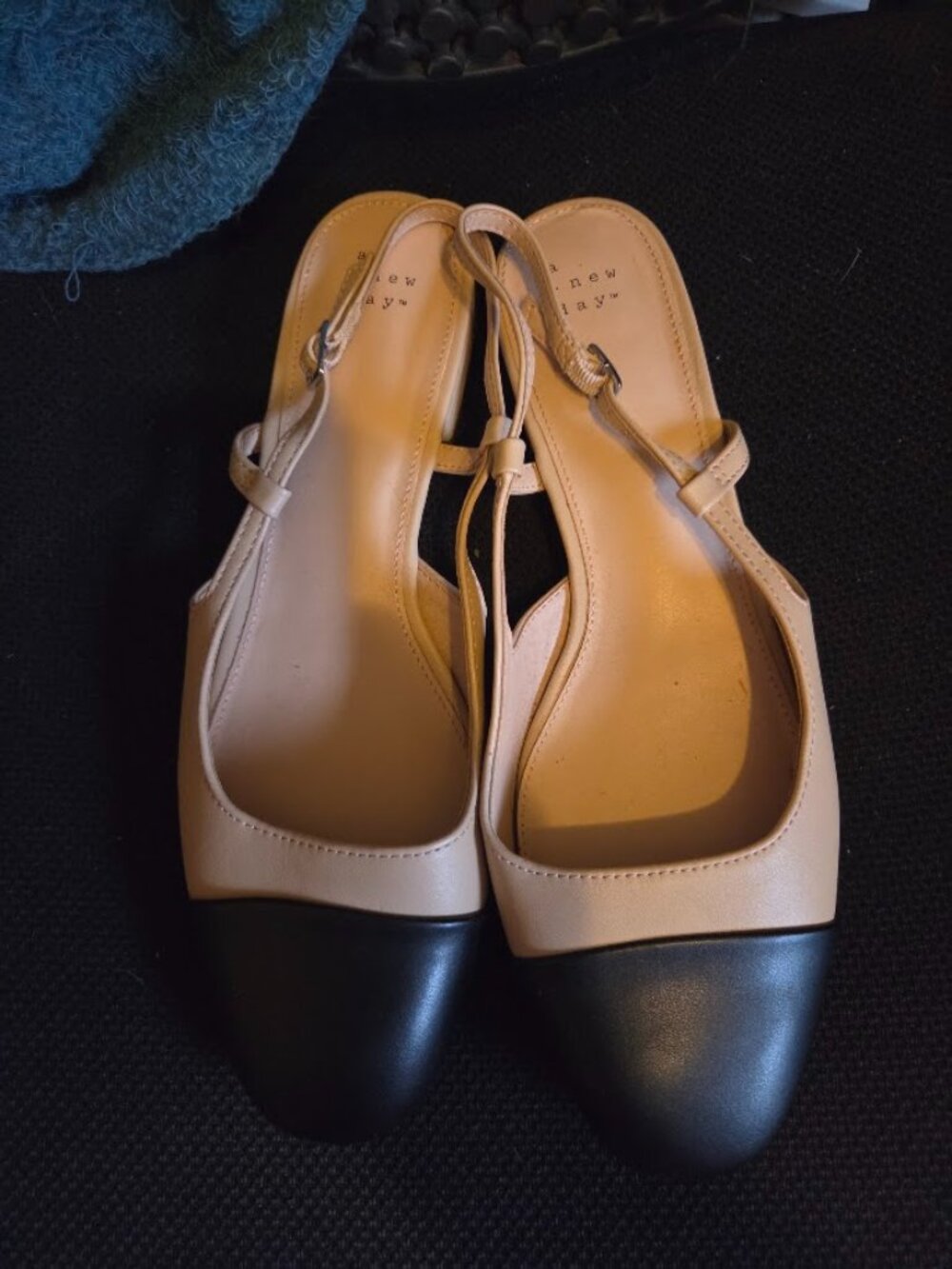 Strapped closed toe sandals. Size 10